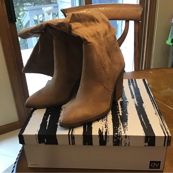 NEW! Dolce Vita Tan Suede Boots - Picture 2 of 4